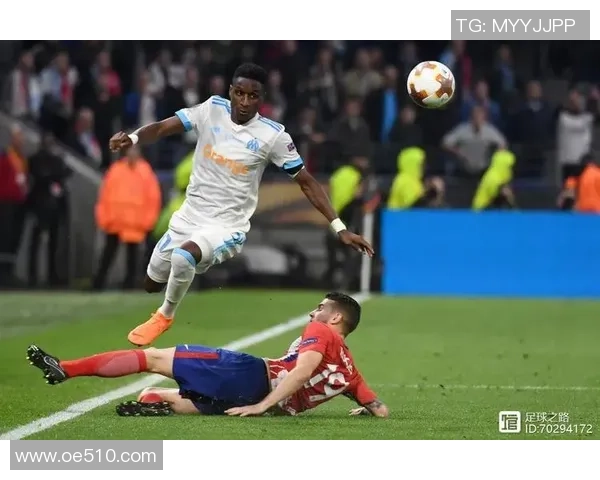 心理较量与团队韧性成都足球队与重庆足球队赛后复盘分析 心理较量与团队韧性成都足球队与重庆足球队赛后复盘分析